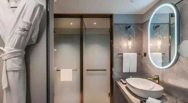 Двухместный номер Standard Mercure Wuhan Yangluo
