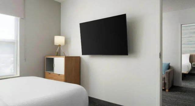 Четырёхместный люкс TownePlace Suites by Marriott Lafayette