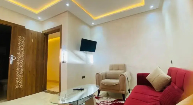 Nour 5 Modern Apartment with Pool & Parking Near Train Station Central Marrakech, Забронировать Апартаменты/квартира Отели Марракеш-Тенсифт-Эль-Хауз с бассейном, Бассейн