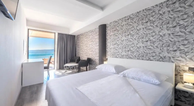 Двухместный номер Deluxe с балконом и с видом на море Sea View Luxury Rooms Seven of Nine