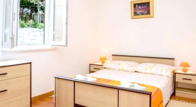 Apartment With 2 Bedrooms in Postira , With Wonderful sea View, Furnished Balcony and Wifi Near the Beach, Prenota Appartamento Postira 