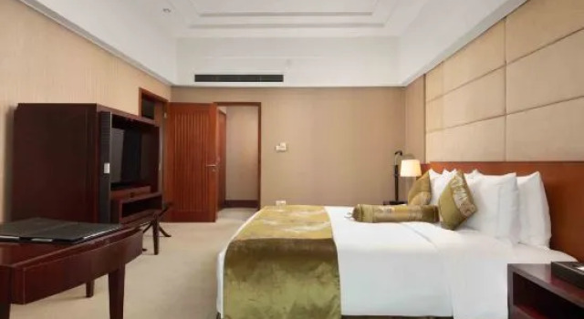 Люкс Business Foshan Golden Hotel