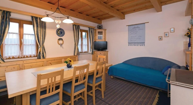 Awesome Home in Steingraben With 1 Bedrooms, Rezerwuj Hotel Guessing 