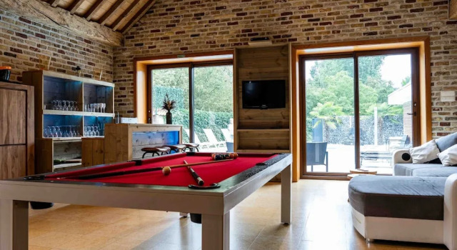Вилла Villa With Swimming Pool in Erembodegem