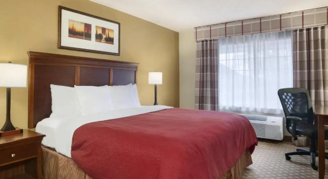 Номер Standard Country Inn & Suites by Radisson, Kalamazoo, MI