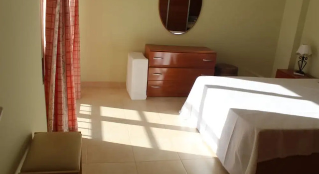 Fantastic Acropole Building Beach View, Забронировать Отель Портиман Барловенто, рядом с Казино Algarve