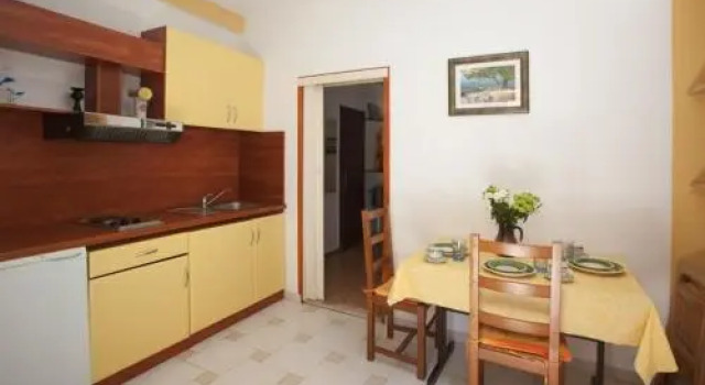 Apartments Renata, Prenota Appartamento Splitska 
