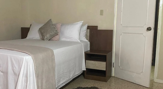 Lachemar Guest House, Rezervovat Penzión Ocho Rios Ocho Rios Coast