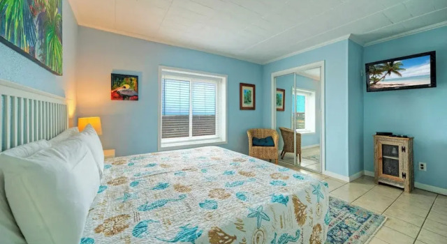 Beachfront Condo w/ Ocean View, 2 Pools, Boardwalk to the Beach Island Getaway