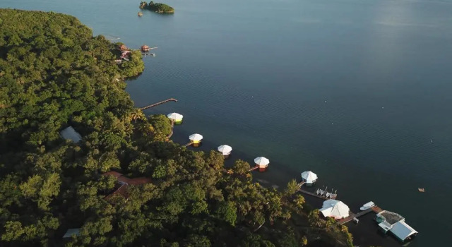 Бунгало с видом на море Mango Creek Resort