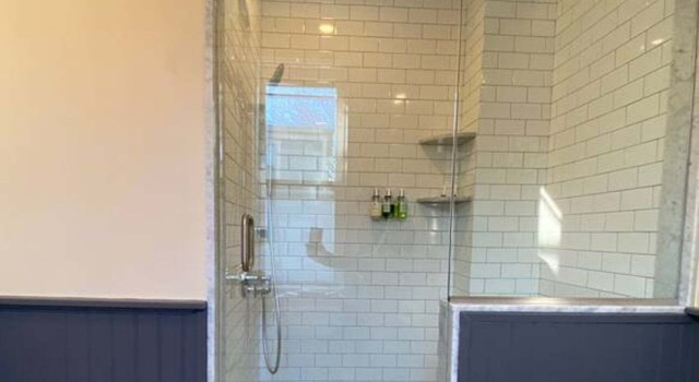 Апартаменты Very Cool 2 Bed/ 1 Bath Apartment Downtown Npt. - Unit 4 2 Bedroom Apts