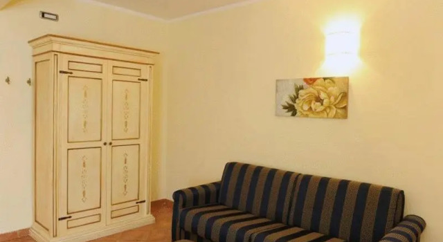 Полулюкс Hotel Urbano V