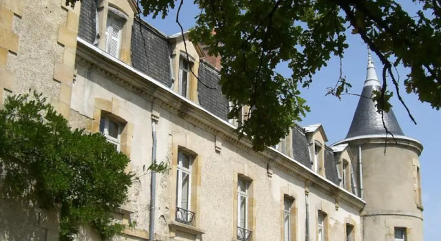 Chateau De La Pierre, Rezervovat Mini-hotel Mini-hotely v Allier, Mini-hotel