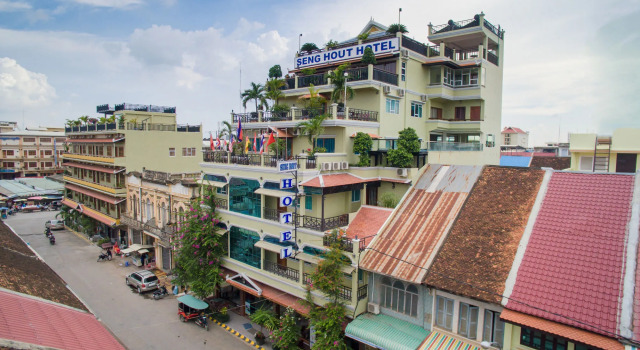 Seng Hout Hotel, Забронировать Отель Отели Баттамбанга 3 звезды, рядом с Union Commercial Bank, 3*