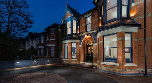 Dream House London With ac, Gym, hot Tub, Cinema, Забронировать Отель Отели Англии 3 звезды, 3*