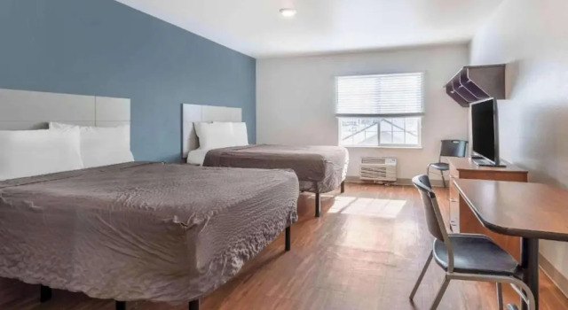 Четырёхместный номер Standard Studio 6 Extended Stay Wichita South KS