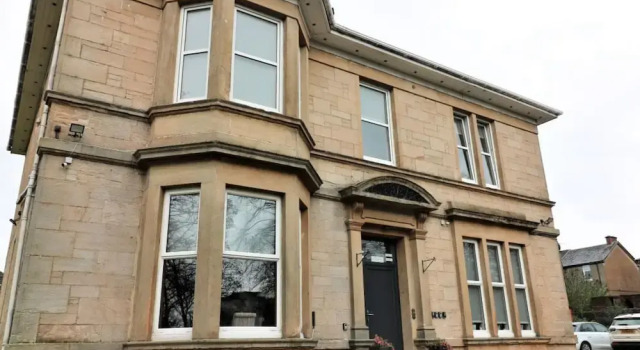 Linden House - Flat 3 - Airdrie, 预订 公寓 Airdrie 拉纳克郡