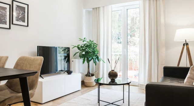 Апартаменты UPSTREET Peaceful 2BD Apartment in Kolonaki
