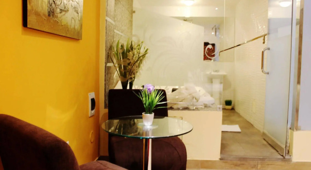 Monterrico Hostal Perú, Rezerwuj Hotel Hotele w Surco z parkingiem, Parking
