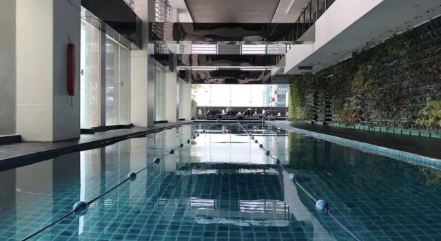 Luxurious 2BR Condo in Makati City With Stunning Views, Забронировать Апартаменты/квартира Макати Столичный регион