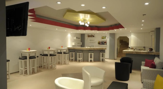 Evalia Apartments