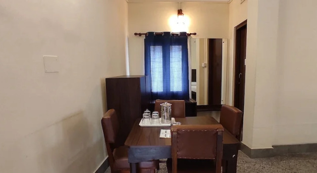 Четырёхместный номер Standard Hotel Saluja