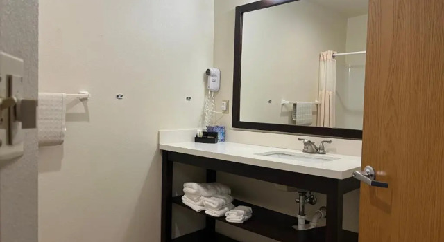 Четырёхместный номер Standard Sunrise Inn Villas and Suites