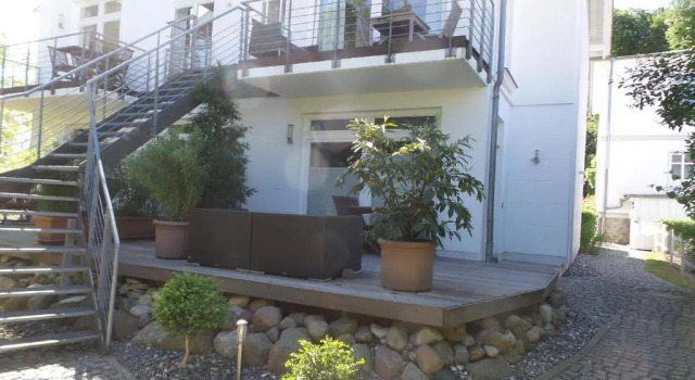 Апартаменты strandnahe und moderne FeWo mit Terrasse, Villa Ravensberg, Binz