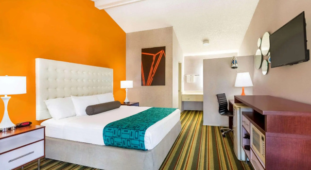 Двухместный номер Howard Johnson by Wyndham Phoenix Airport/Downtown Area