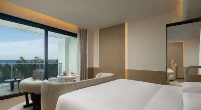 Семейный люкс c 1 комнатой Hotel Indigo Hainan Clear Water Bay by IHG