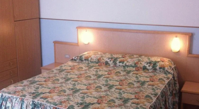 Hotel Ideal, Buchen Sie Hotel Taggia Blumenriviera