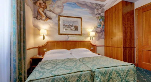 Трёхместный номер Standard Hotel Amalfi