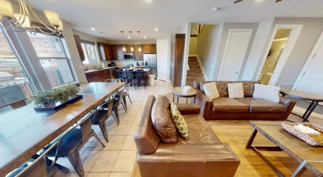 Апартаменты с 4 комнатами Entrada at Moab #598 4 Bedrooms 3 Bathrooms Home
