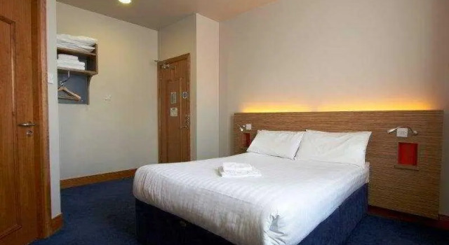 Номер Standard Travelodge Derry