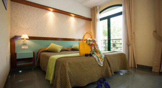 Hotel Jardín de Aranjuez, Boek Hotel Aranjuez Community of Madrid