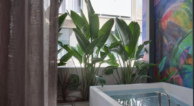 Полулюкс Nur Outline Aparthotel