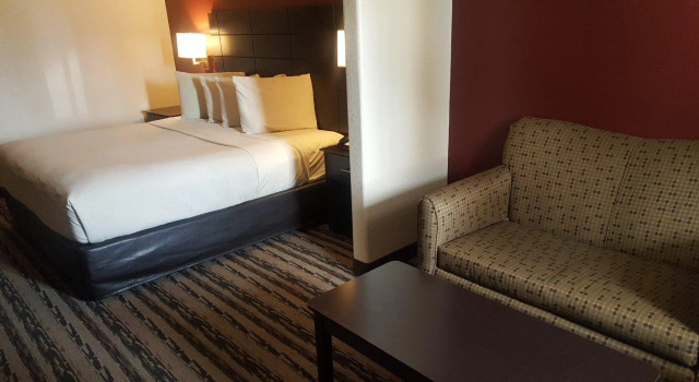 Двухместный номер Superior Red Roof Inn & Suites Houston   Humble/IAH Airport