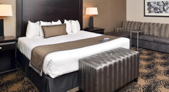 Номер Standard Best Western Plus Midwest Inn