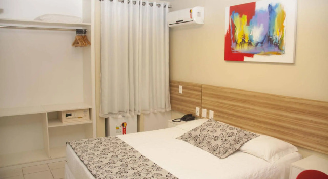 Hotel Três Caravelas, Забронировать Отель Мейрелеш 