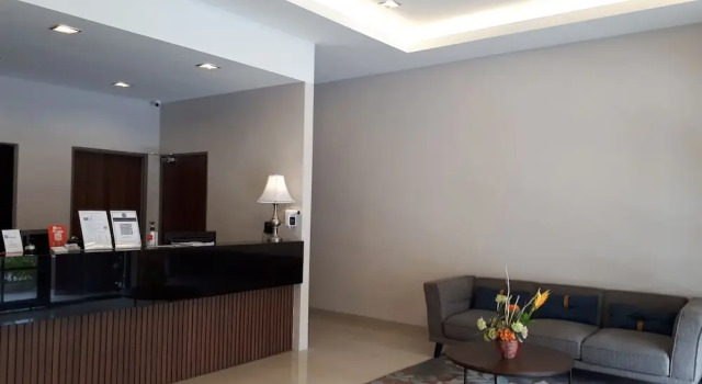 OYO 89443 Lumut Hotel
