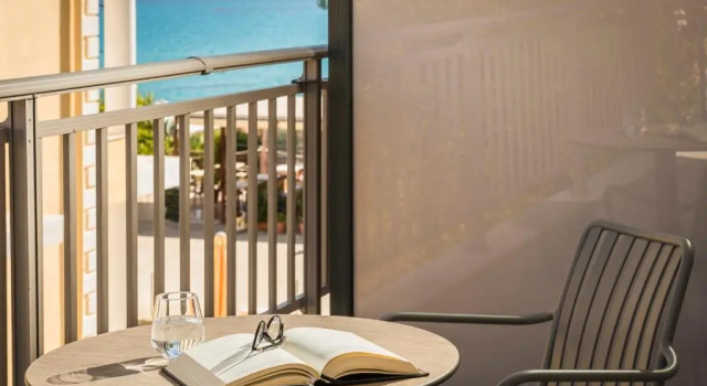Номер Deluxe Skala Hotel