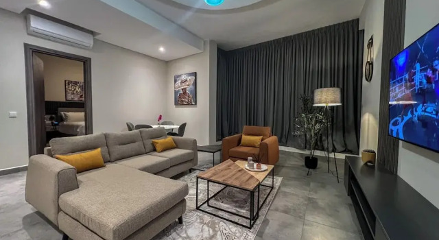 Люкс Luxury c 1 комнатой с видом на город Anthonian Suites