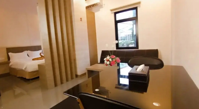 BATAM 1 HOTEL, Book Hotel Hotels in Batam with Breakfast, Breakfasts