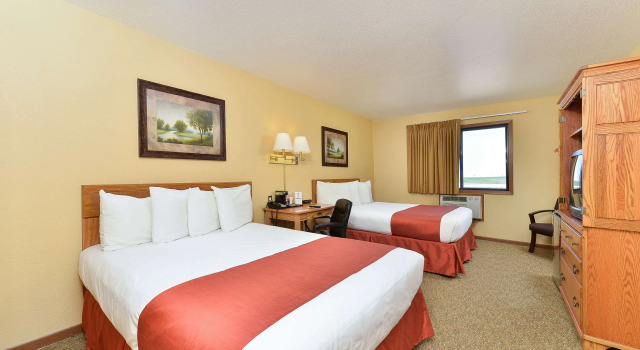 Четырёхместный номер Standard Americas Best Value Inn Kadoka