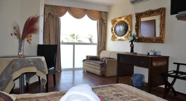 Люкс Deluxe Hotel Suites Bat Yam