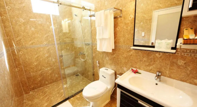 Номер Superior с видом на бассейн Saigon Emerald Beach Resort