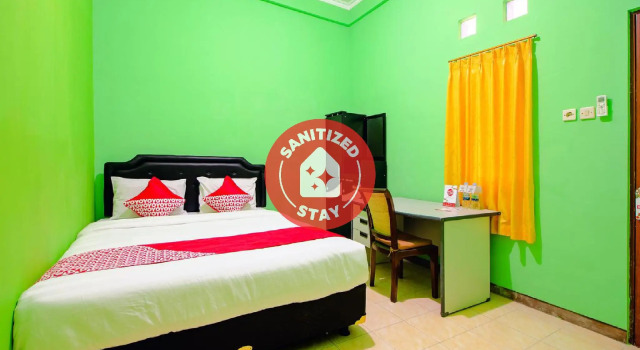 OYO 1593 Pondok Garini Syariah, Book Hotel Depok 