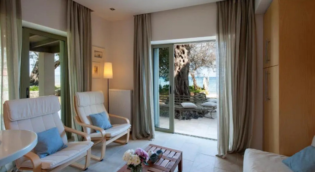 Вилла c 1 комнатой Beachfront Villa with Garden - Valentine Corfu