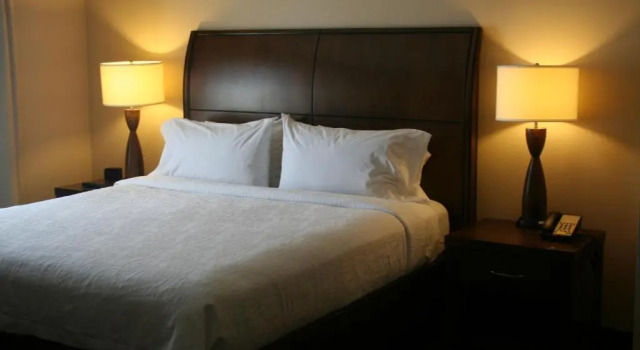 Номер Standard Hilton Garden Inn Charlotte/Concord