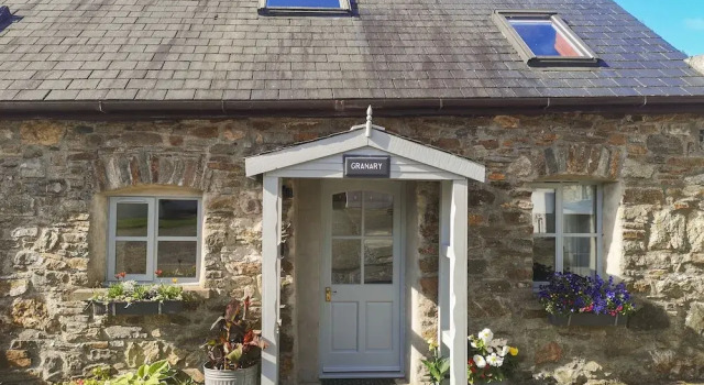 The Granary, Book Feriehus Llanerchymedd Anglesey
